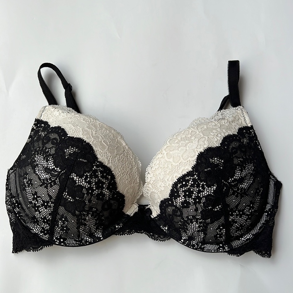 VS Dream Angels Plunge bra size 34d
